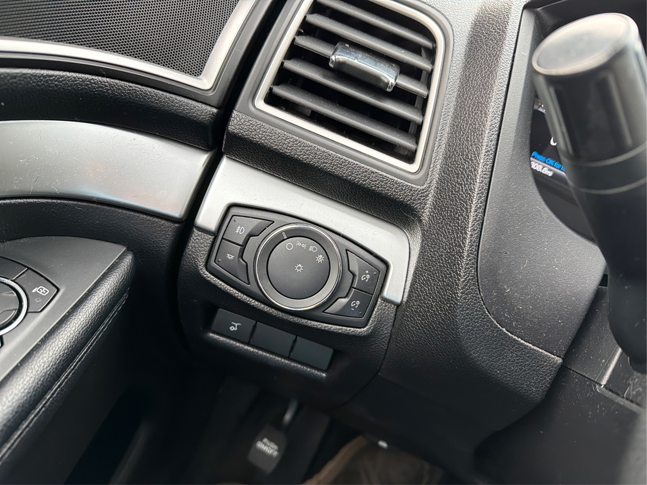 Ford Explorer XLT 4WD 2017