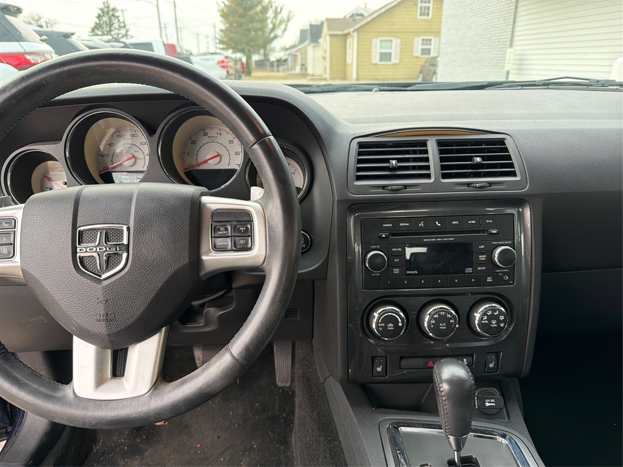 Dodge Challenger SXT 2013