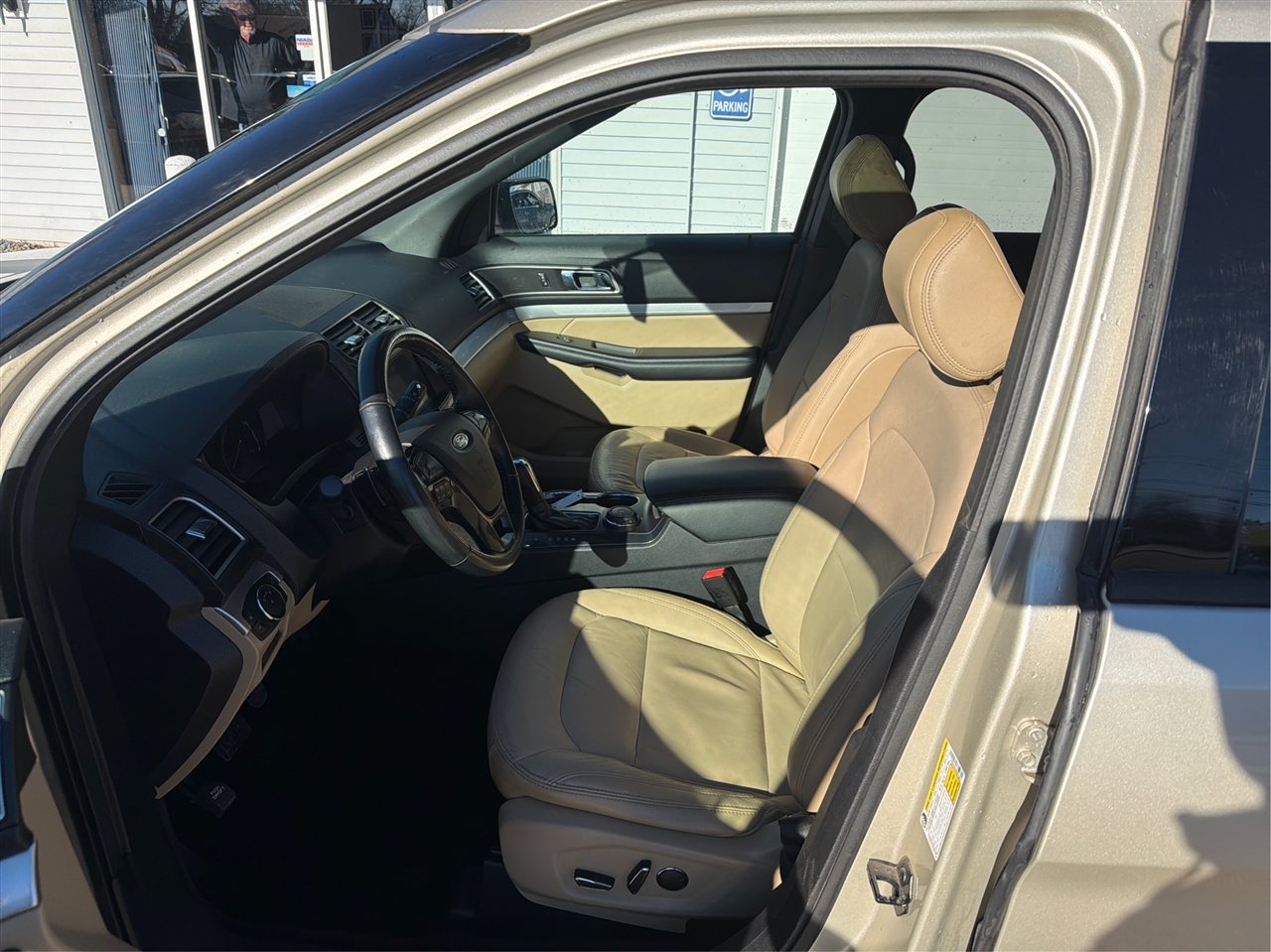 Ford Explorer XLT 4WD 2017