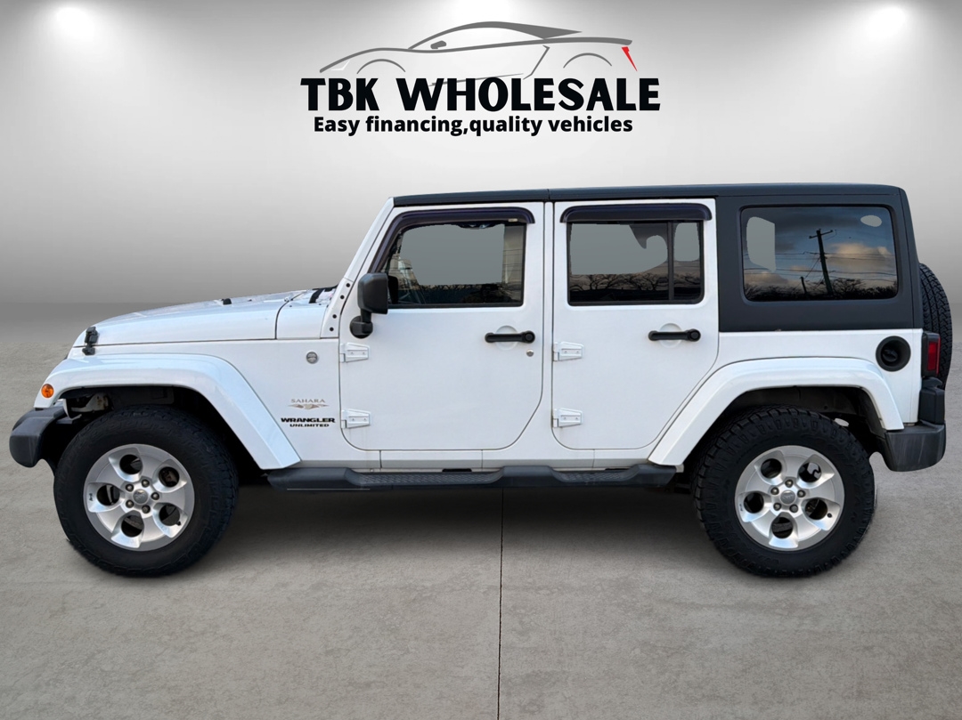 Jeep Wrangler Unlimited Sahara 4WD 2013