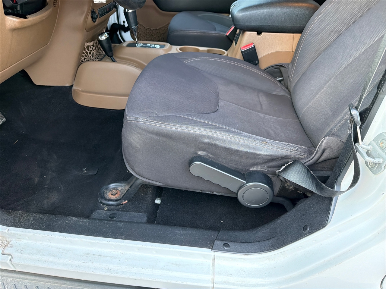 Jeep Wrangler Unlimited Sahara 4WD 2013