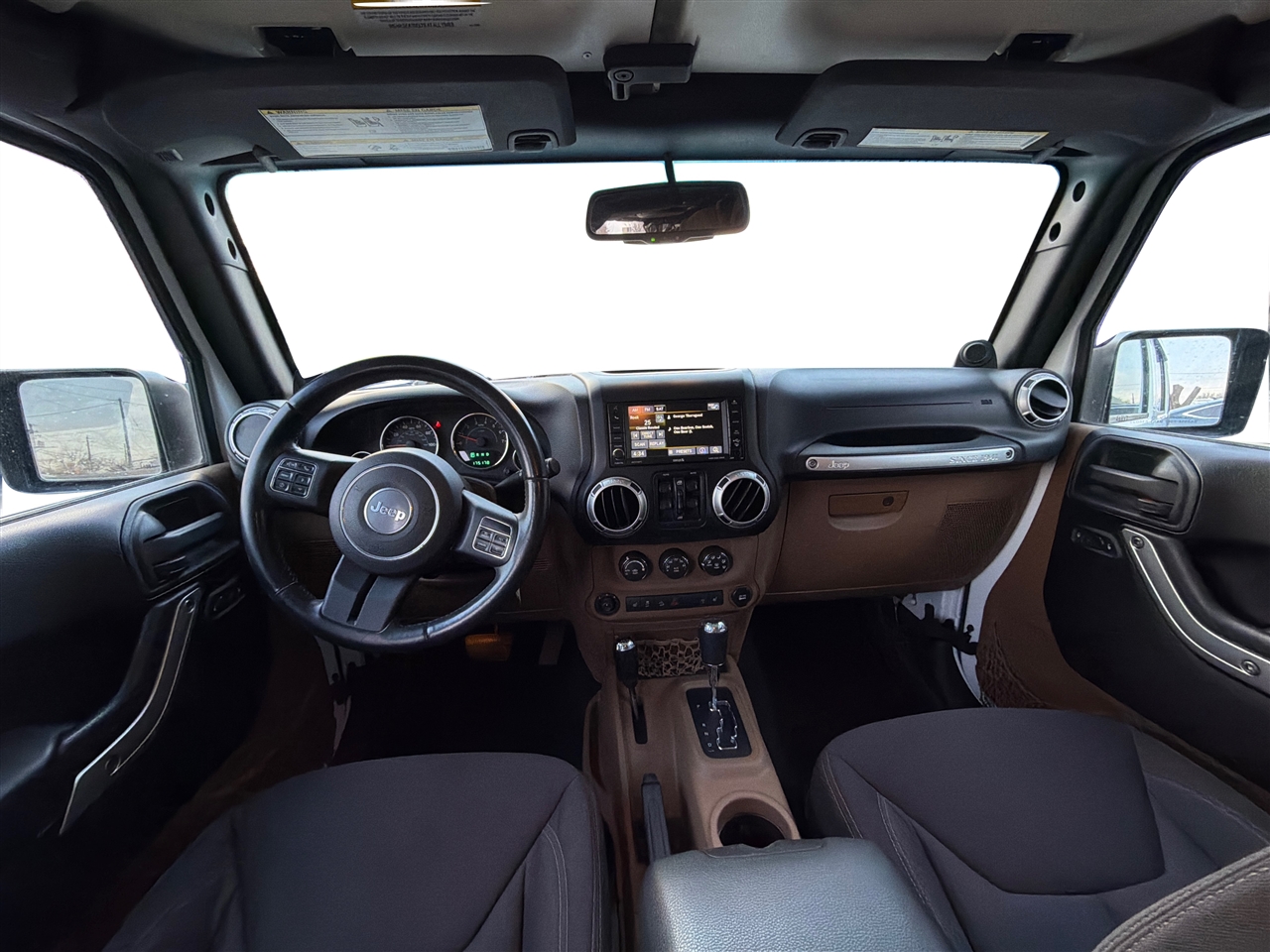 Jeep Wrangler Unlimited Sahara 4WD 2013