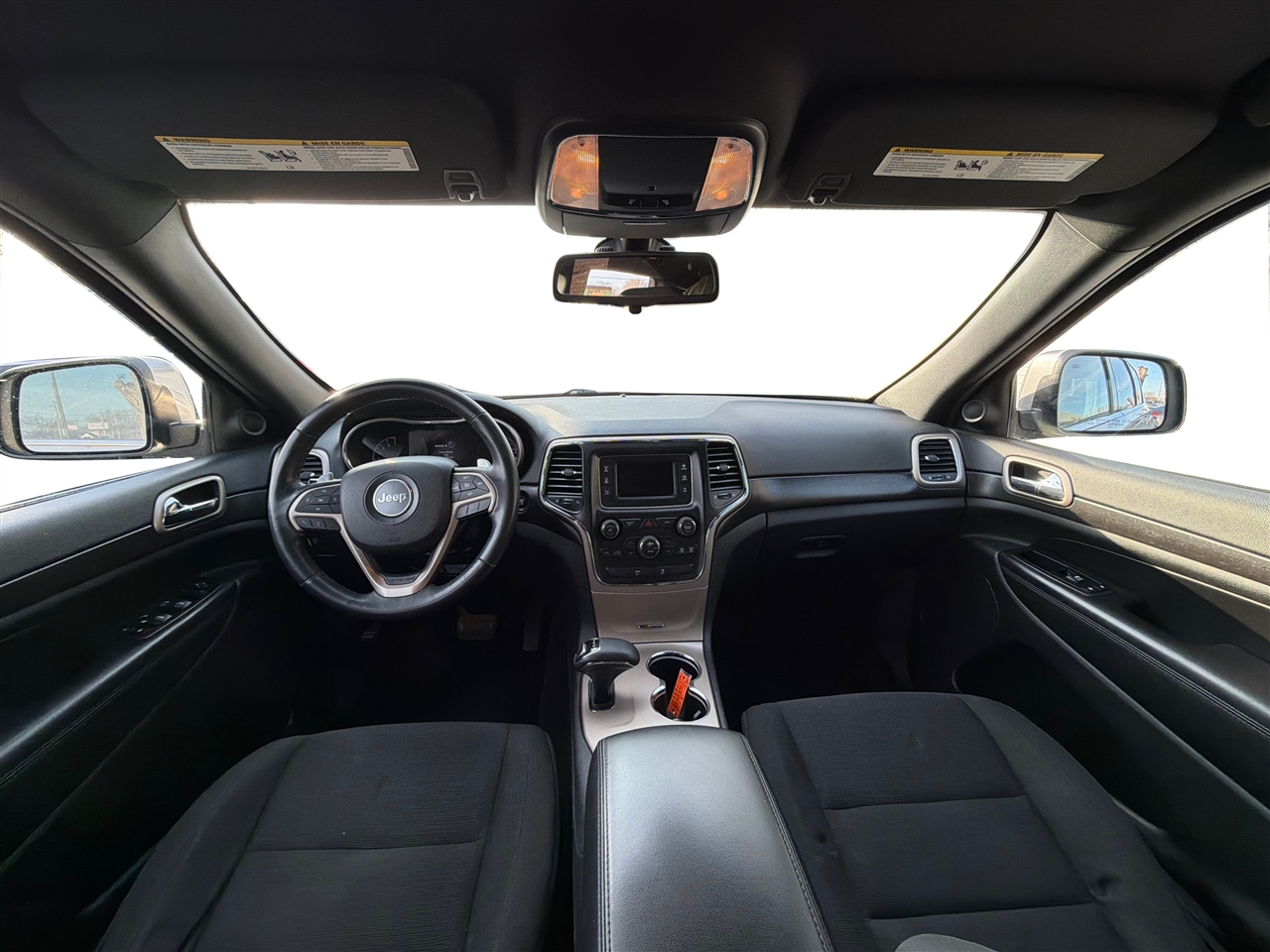 Jeep Grand Cherokee Laredo 4WD 2015