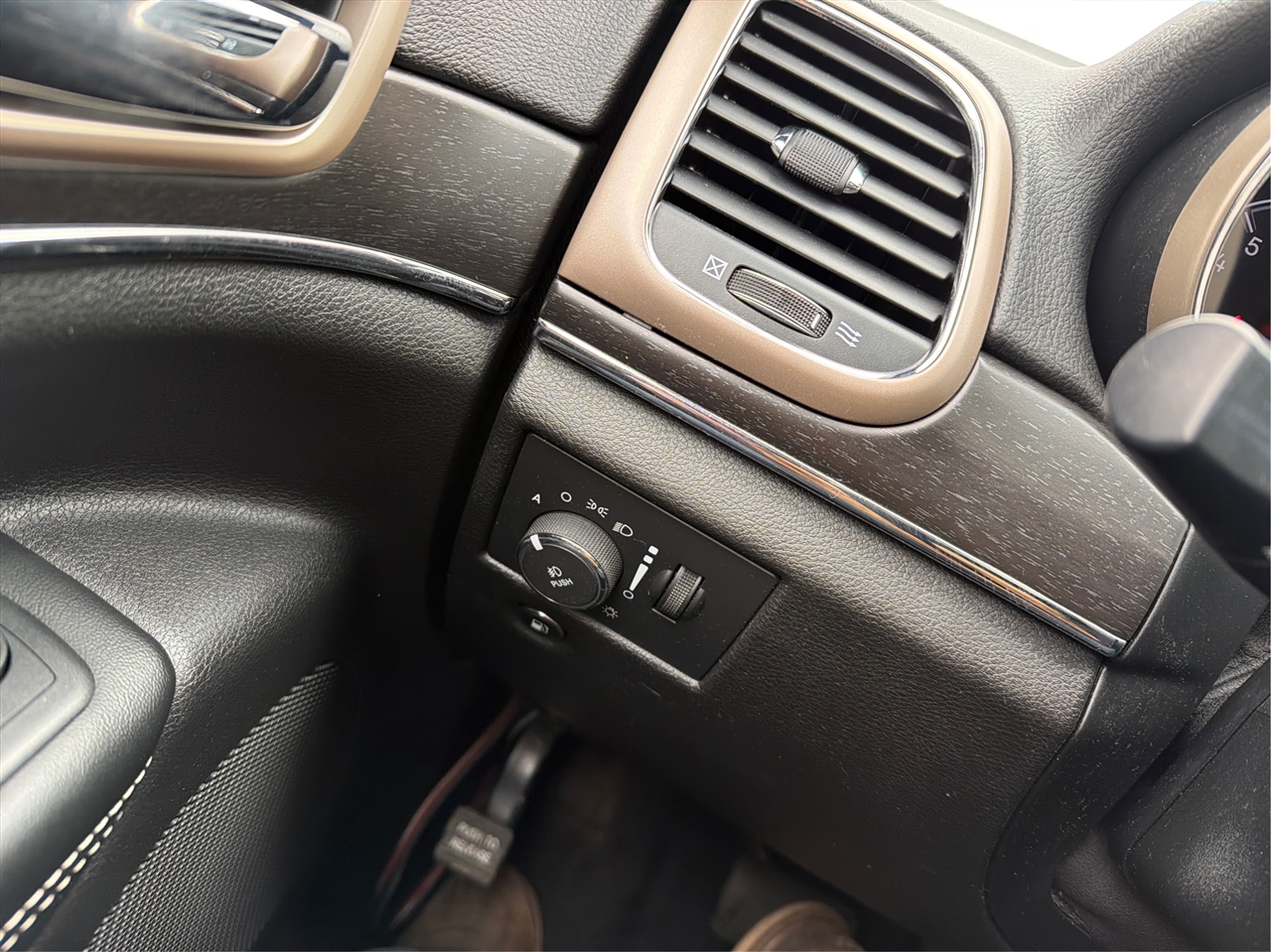 Jeep Grand Cherokee Limited 4WD 2016