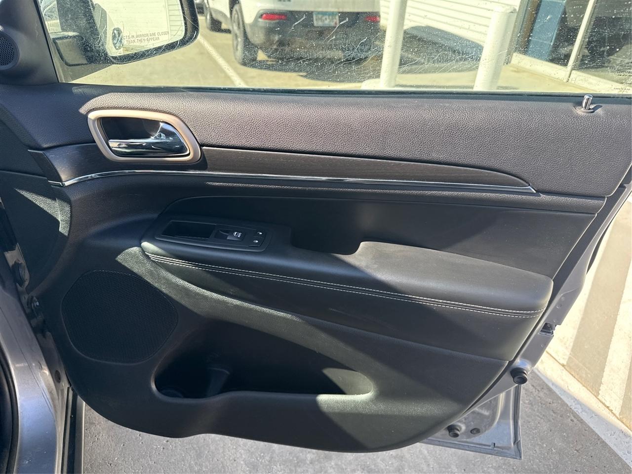 Jeep Grand Cherokee Limited 4WD 2017