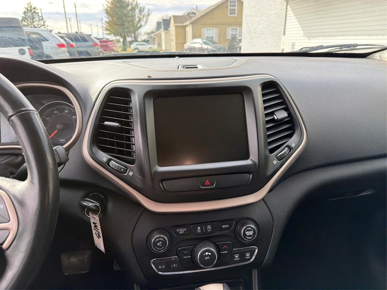 Jeep Cherokee Latitude 4WD 2015