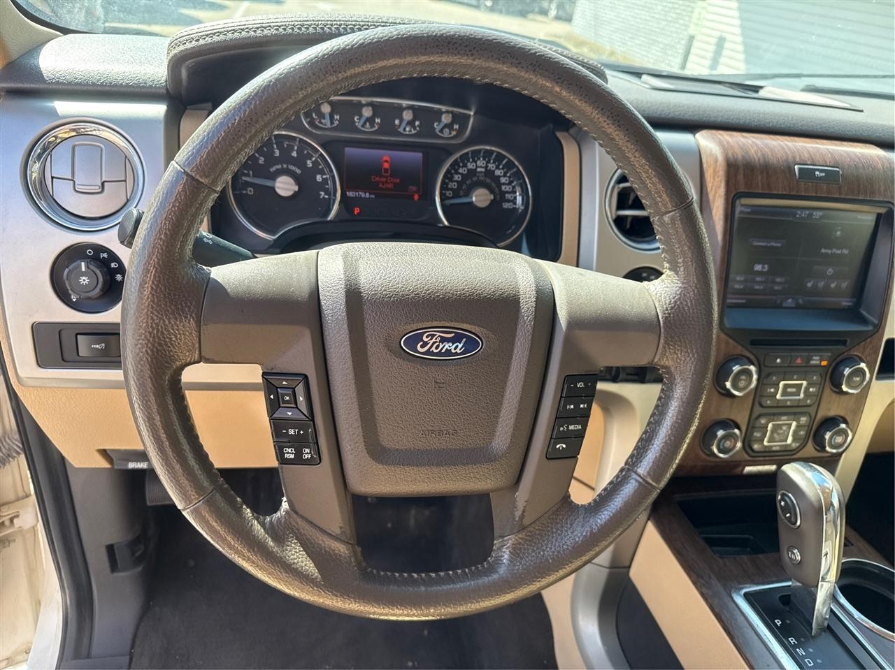 Ford F-150 XL SuperCrew 5.5-ft. Bed 4WD 2013