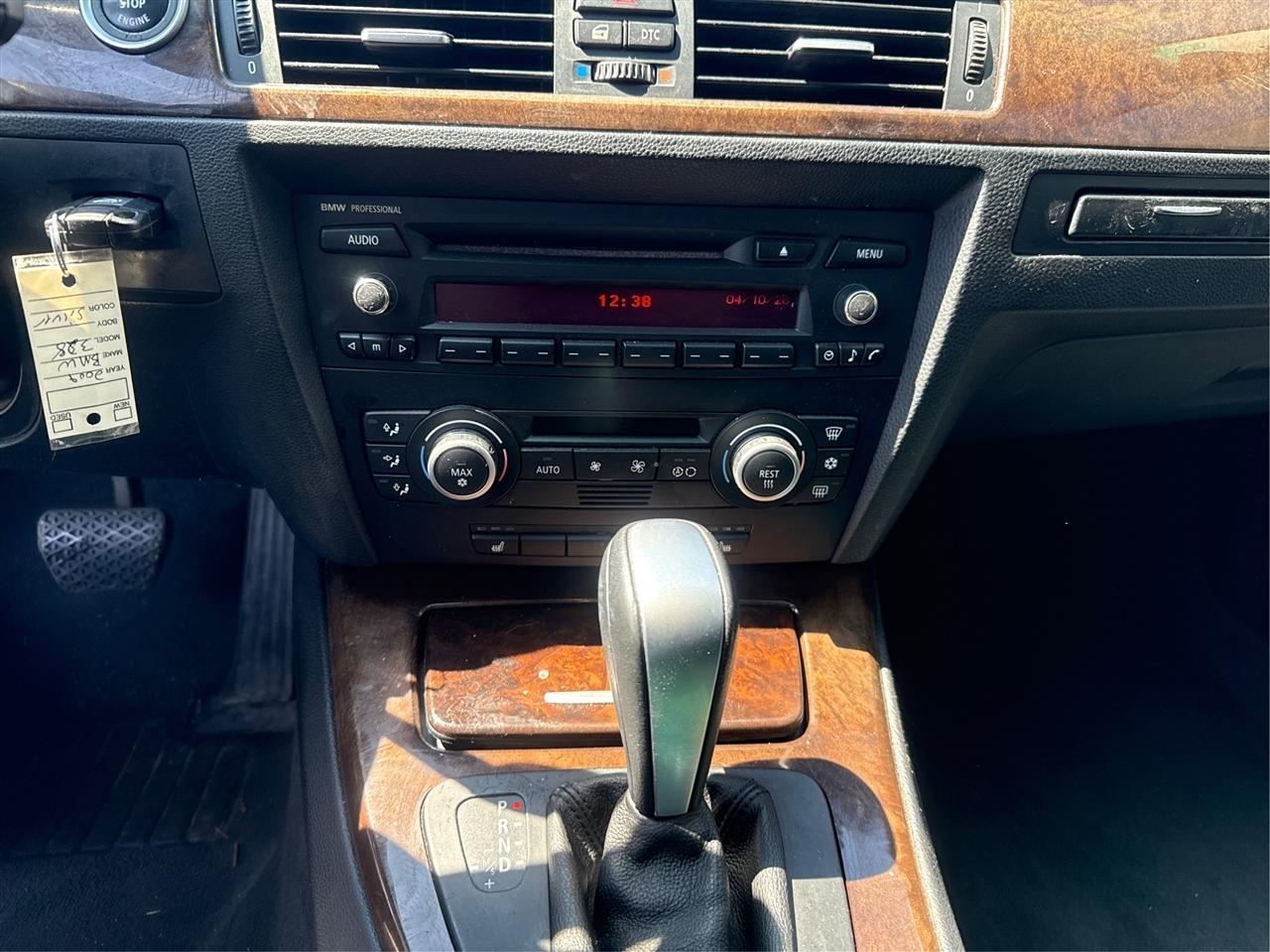 BMW 3-Series 328xi 2009