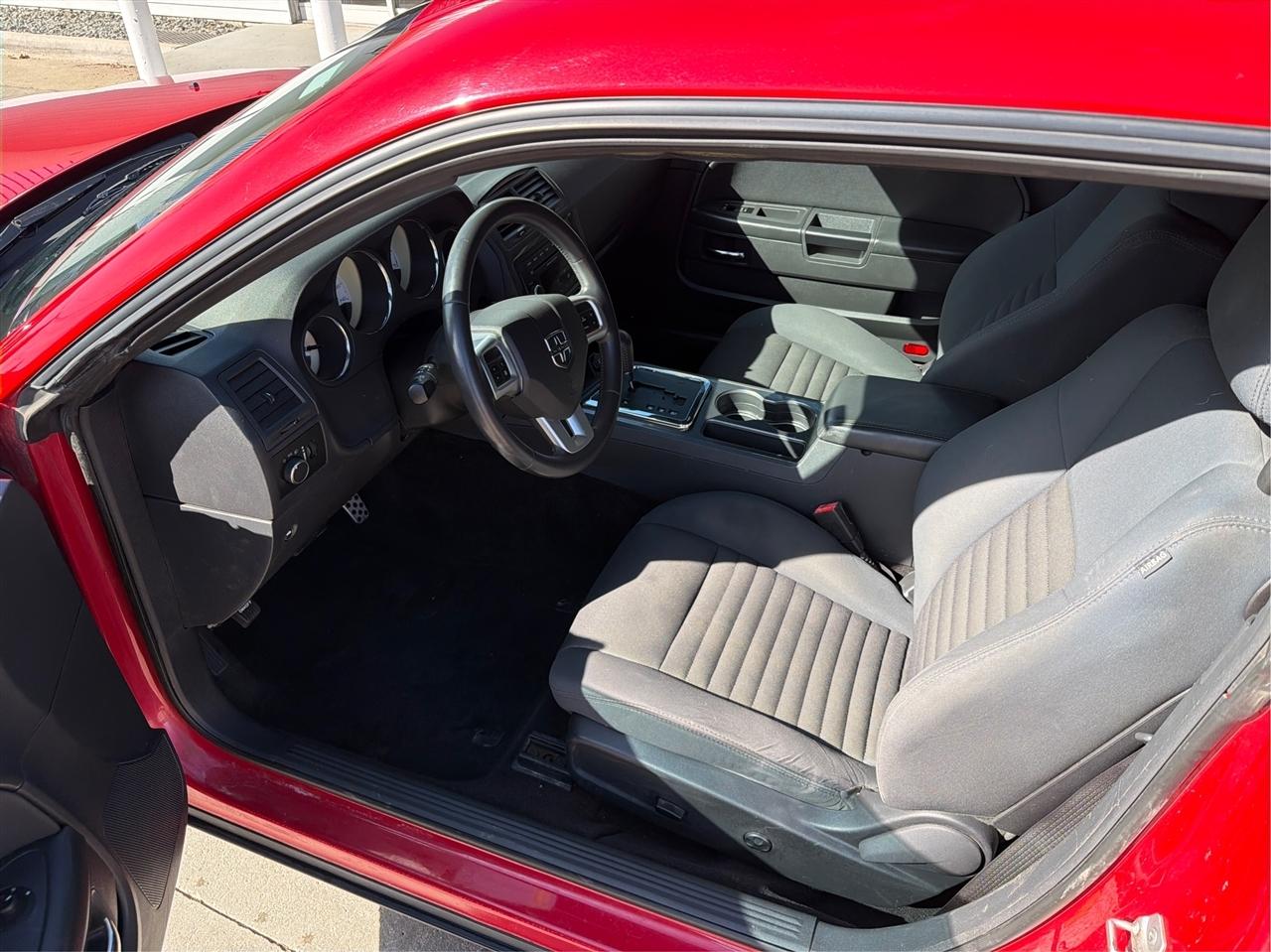 Dodge Challenger SXT 2013