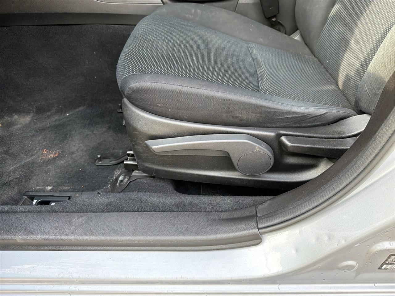 Subaru Impreza Base 4-Door 2014