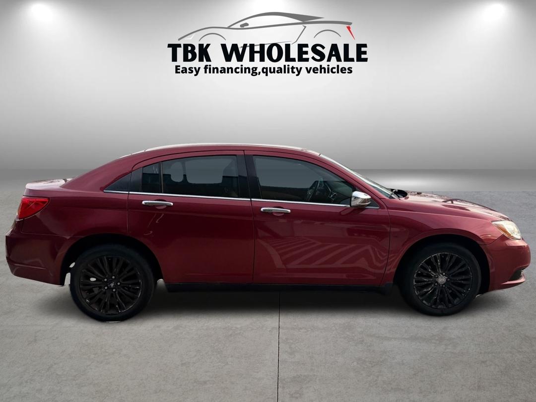 Chrysler 200 Limited 2011