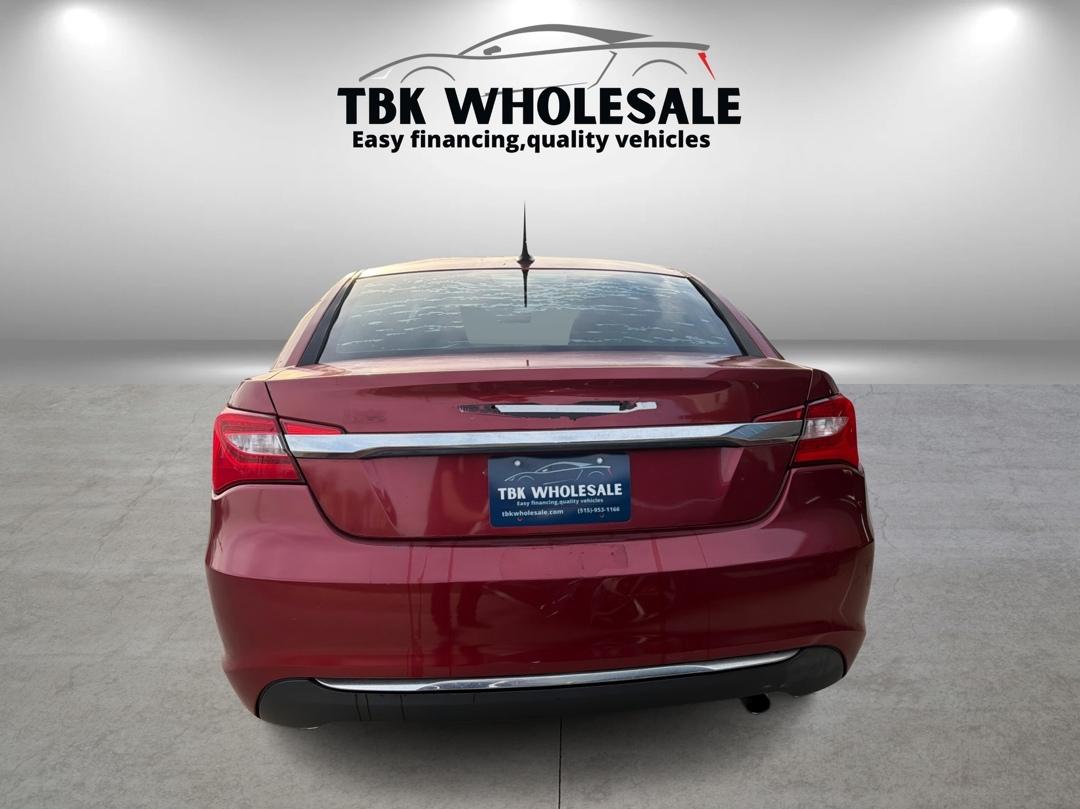 Chrysler 200 Limited 2011