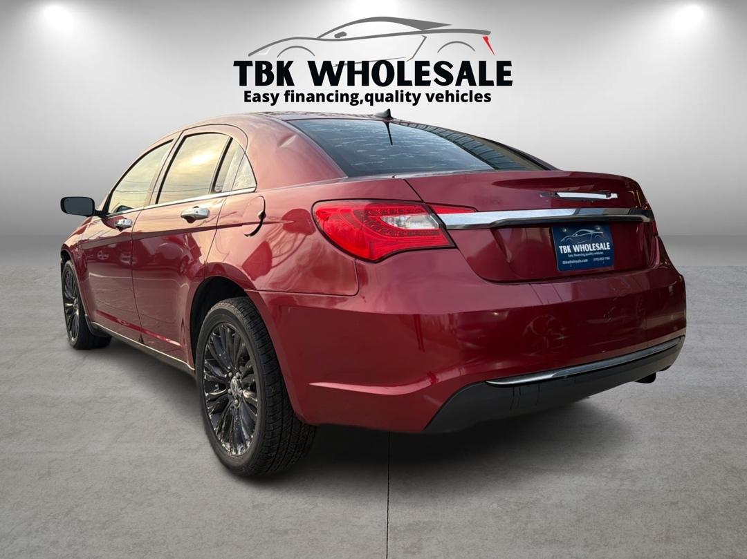 Chrysler 200 Limited 2011