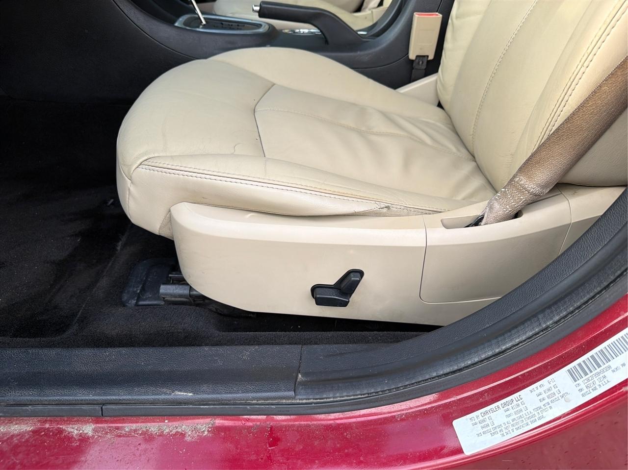 Chrysler 200 Limited 2011