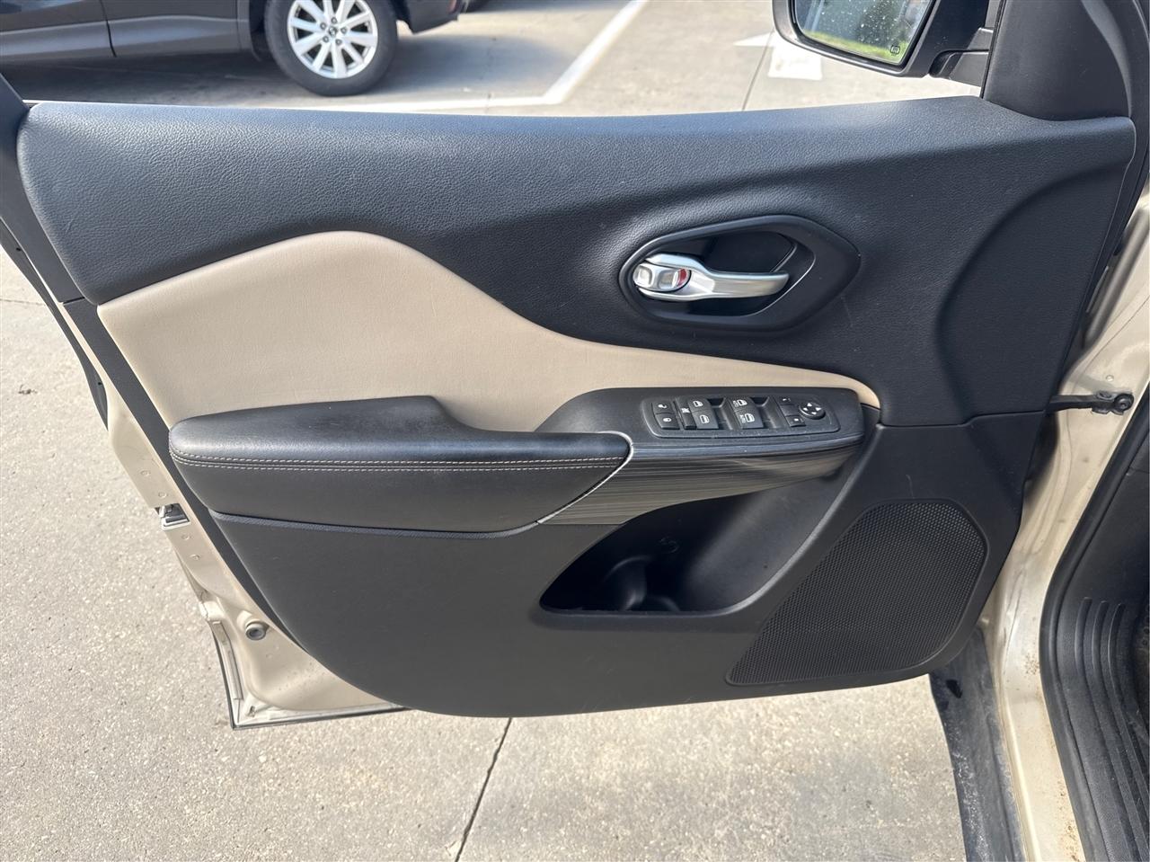 Jeep Cherokee Limited 4WD 2015