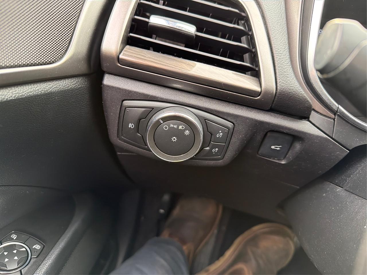 Ford Fusion SE AWD 2017