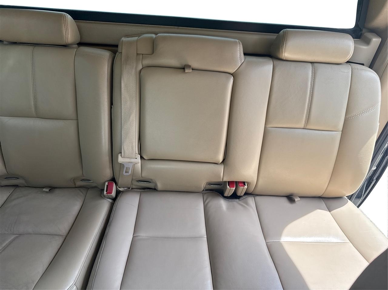 Chevrolet Avalanche LT 4WD 2013