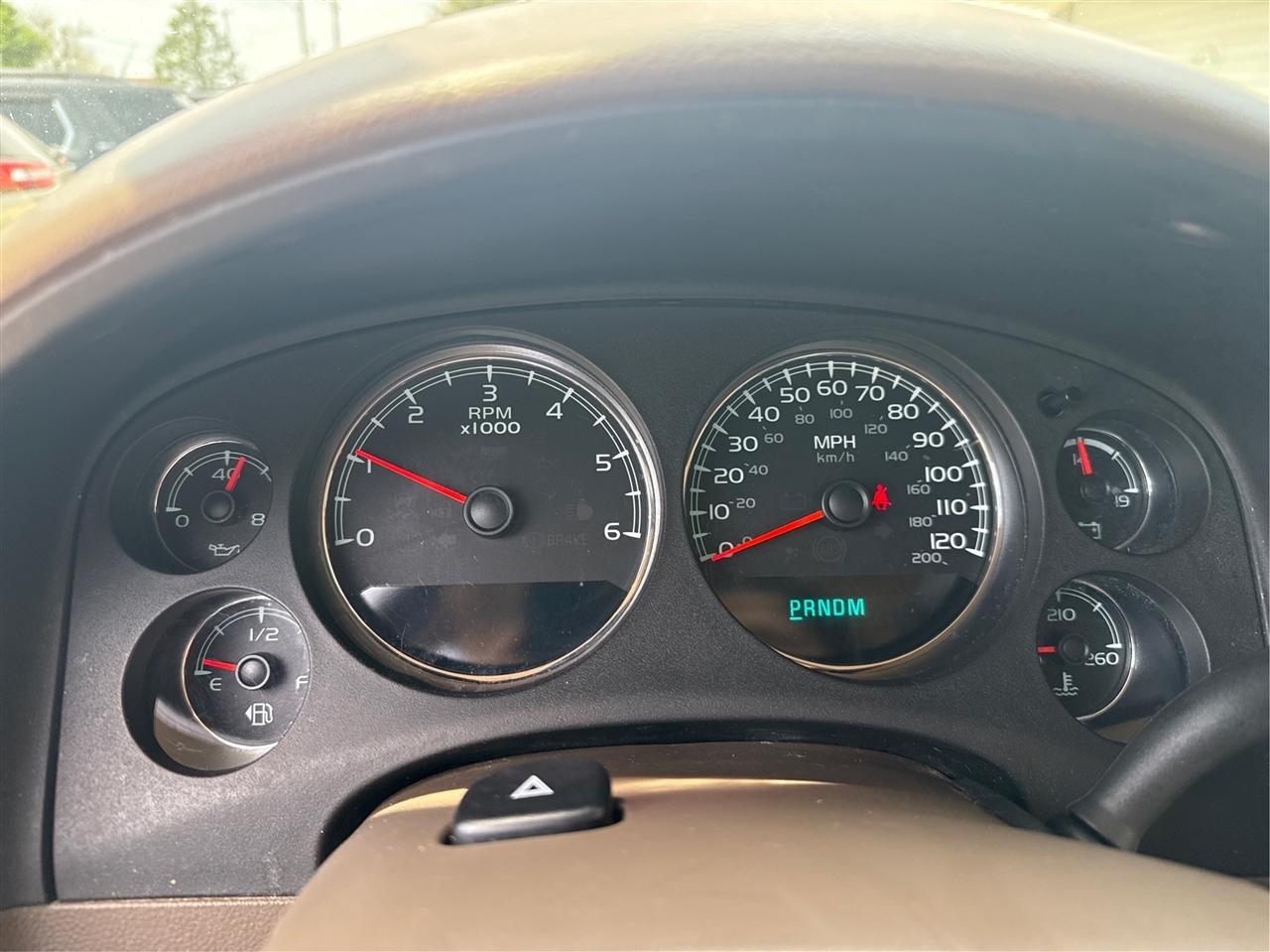 Chevrolet Avalanche LT 4WD 2013