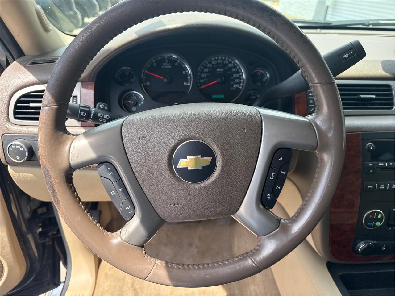 Chevrolet Avalanche LT 4WD 2013