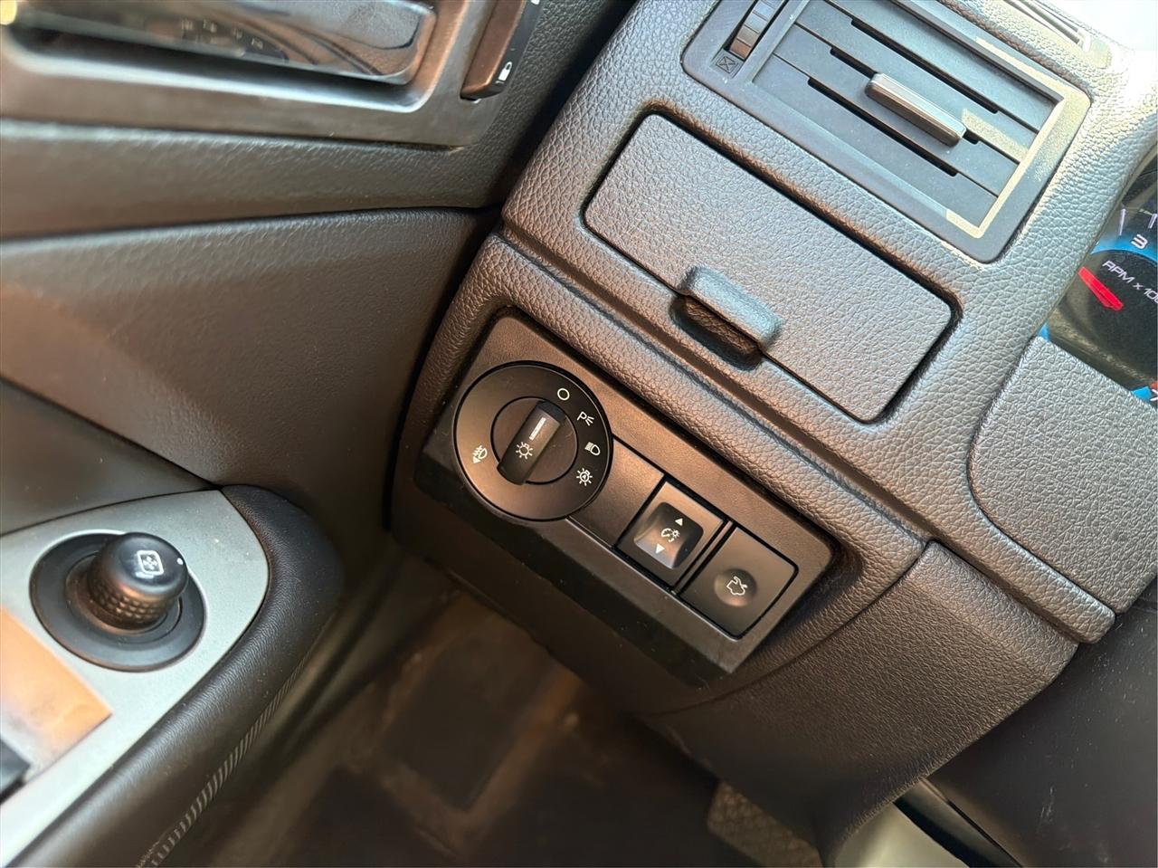Ford Fusion SEL 2012