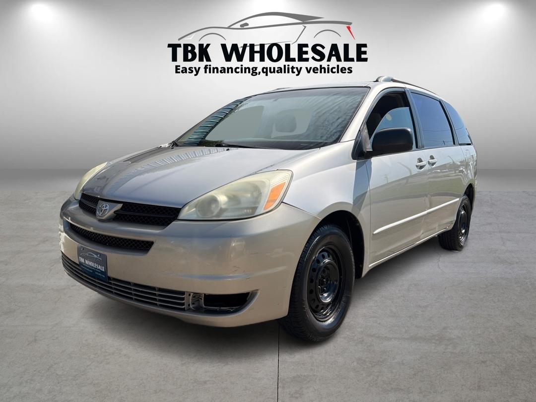 2005 Toyota Sienna LE