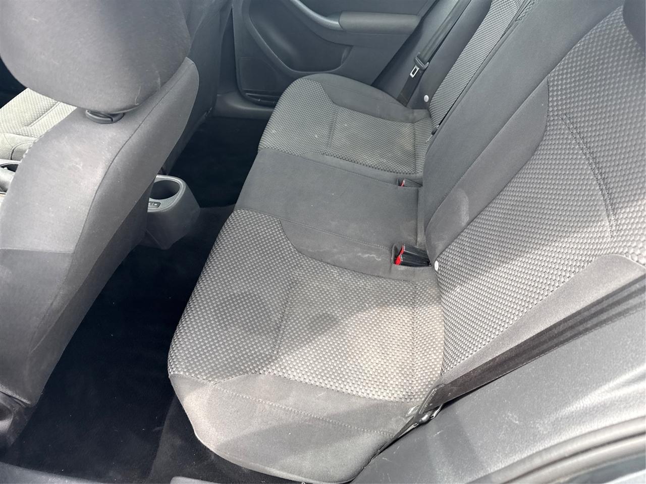 Volkswagen Jetta S 2012