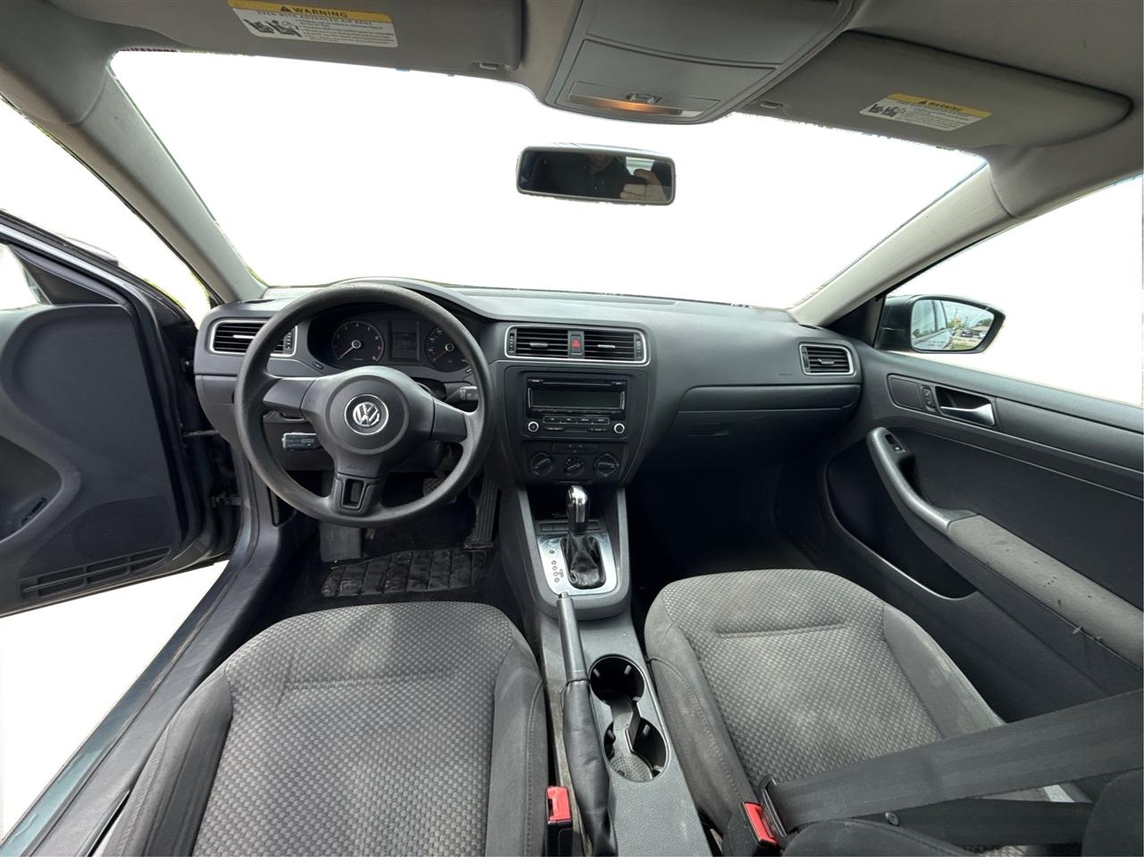 Volkswagen Jetta S 2012