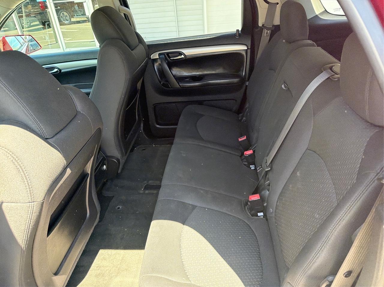 Saturn Outlook XE AWD 2009