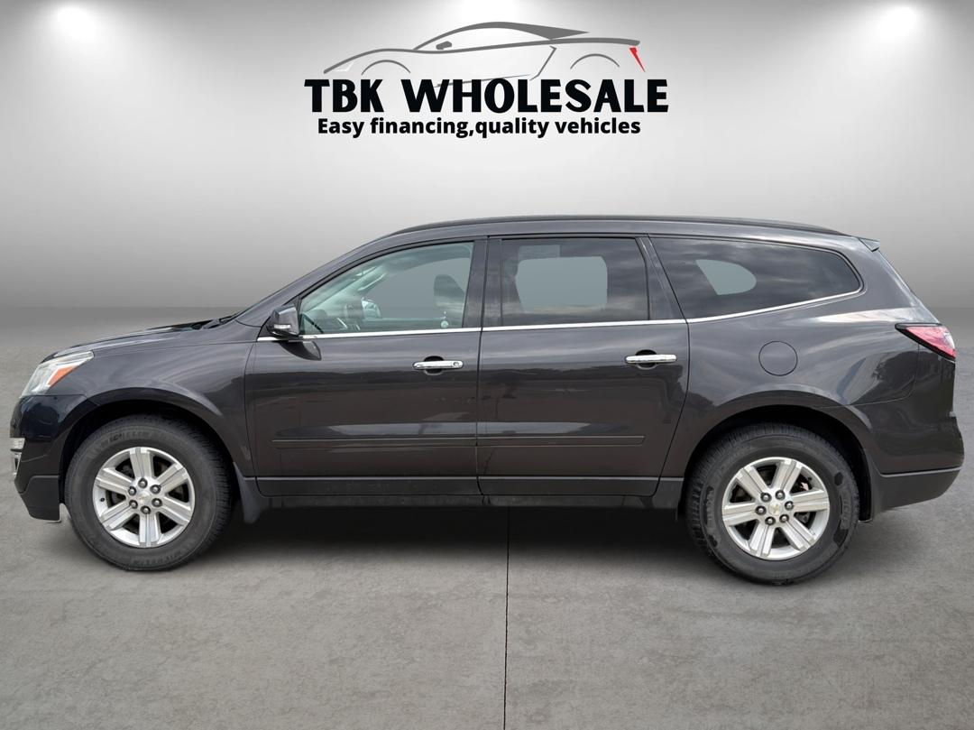 Chevrolet Traverse 2LT FWD 2013