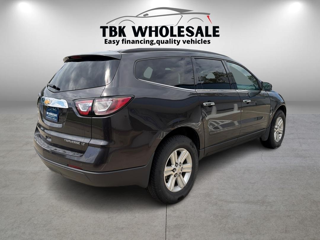 Chevrolet Traverse 2LT FWD 2013