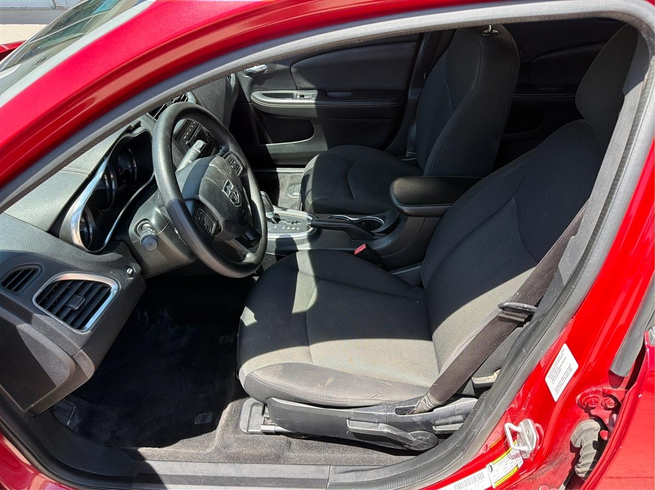 Dodge Avenger SE 2013