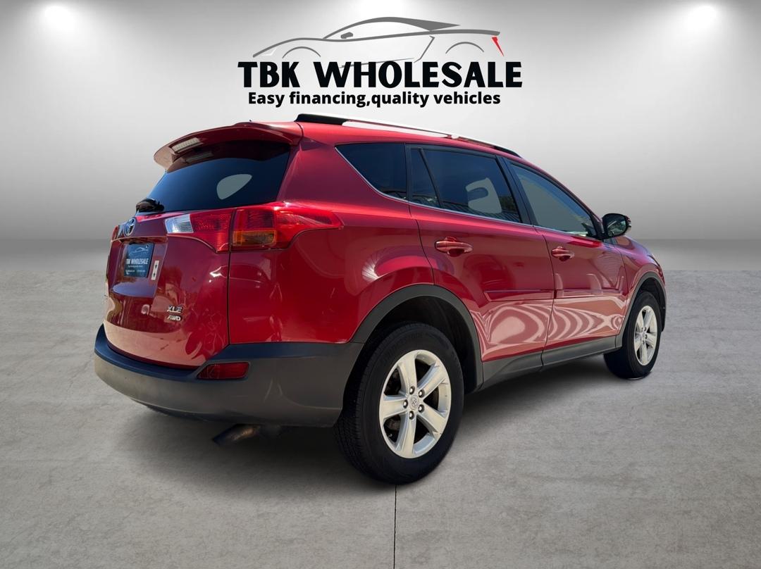 Toyota RAV4 XLE AWD 2014