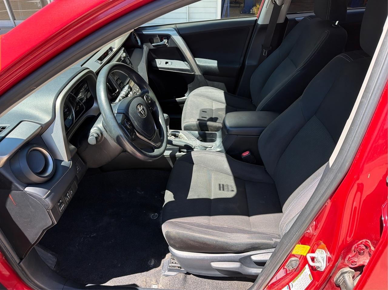 Toyota RAV4 XLE AWD 2014