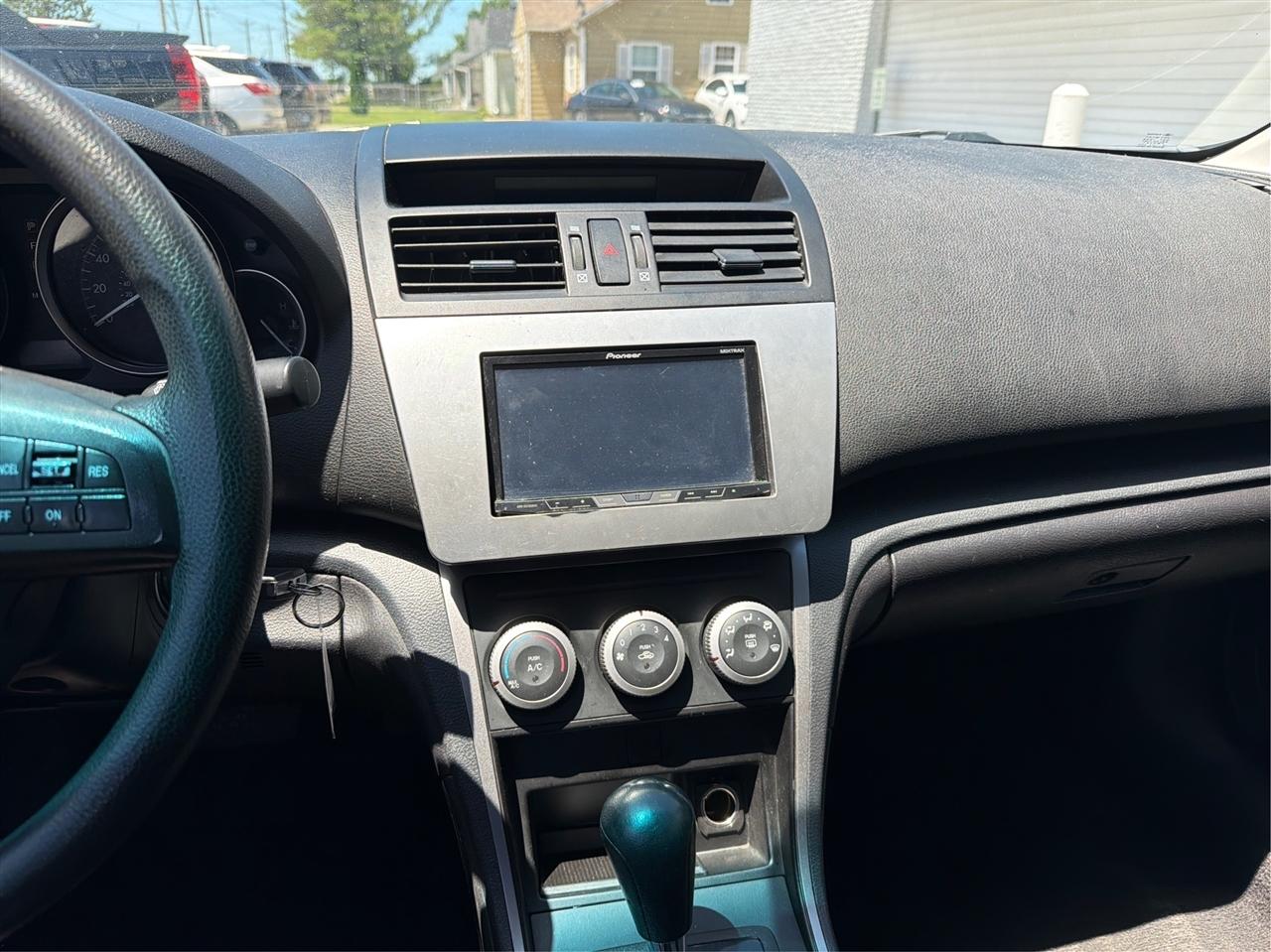 Mazda MAZDA6 i Sport 2012