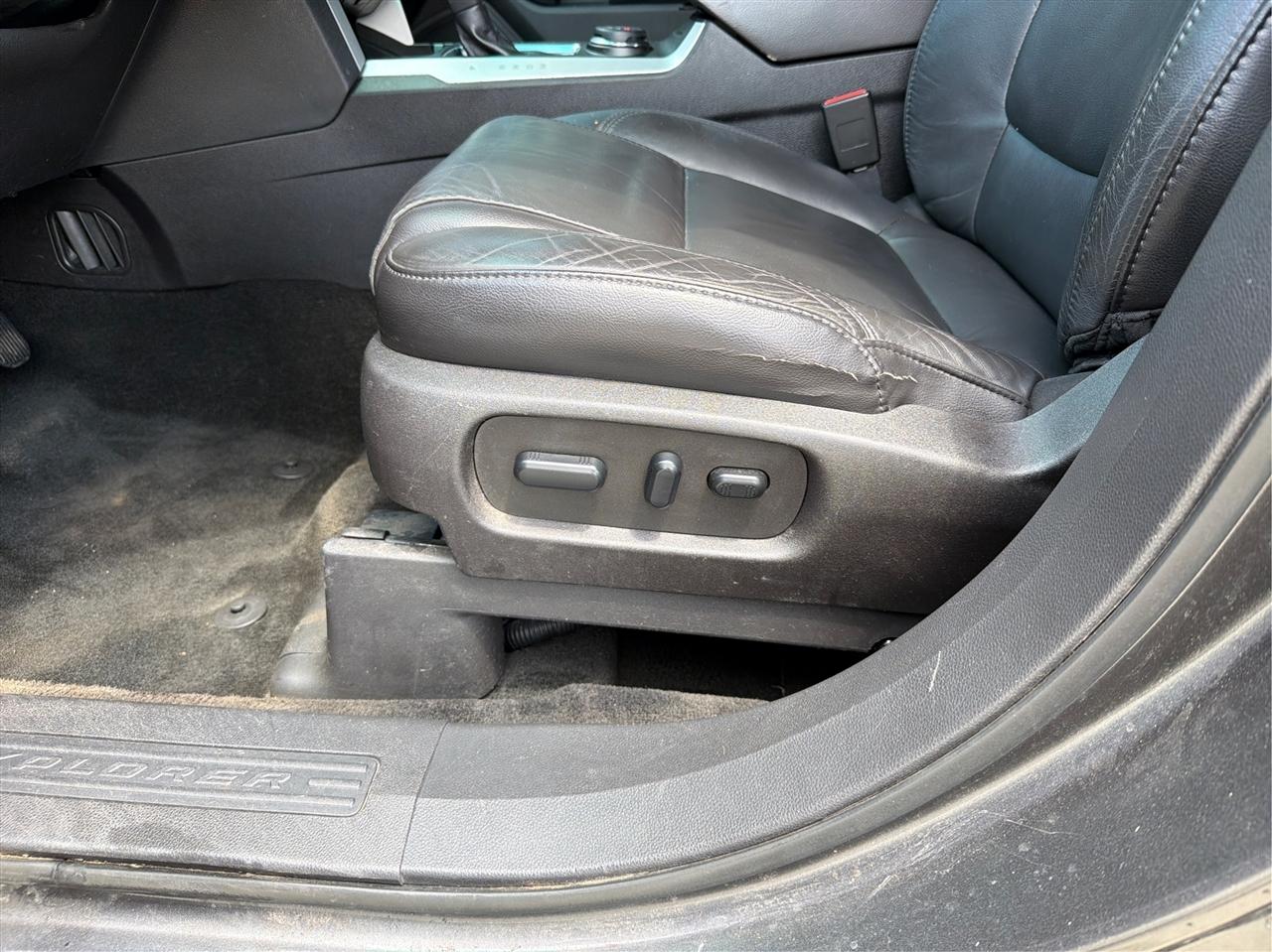 Ford Explorer XLT 4WD 2015