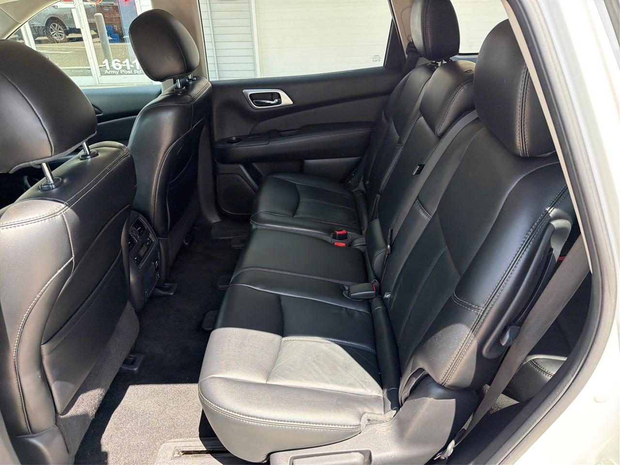 Nissan Pathfinder S 4WD 2016