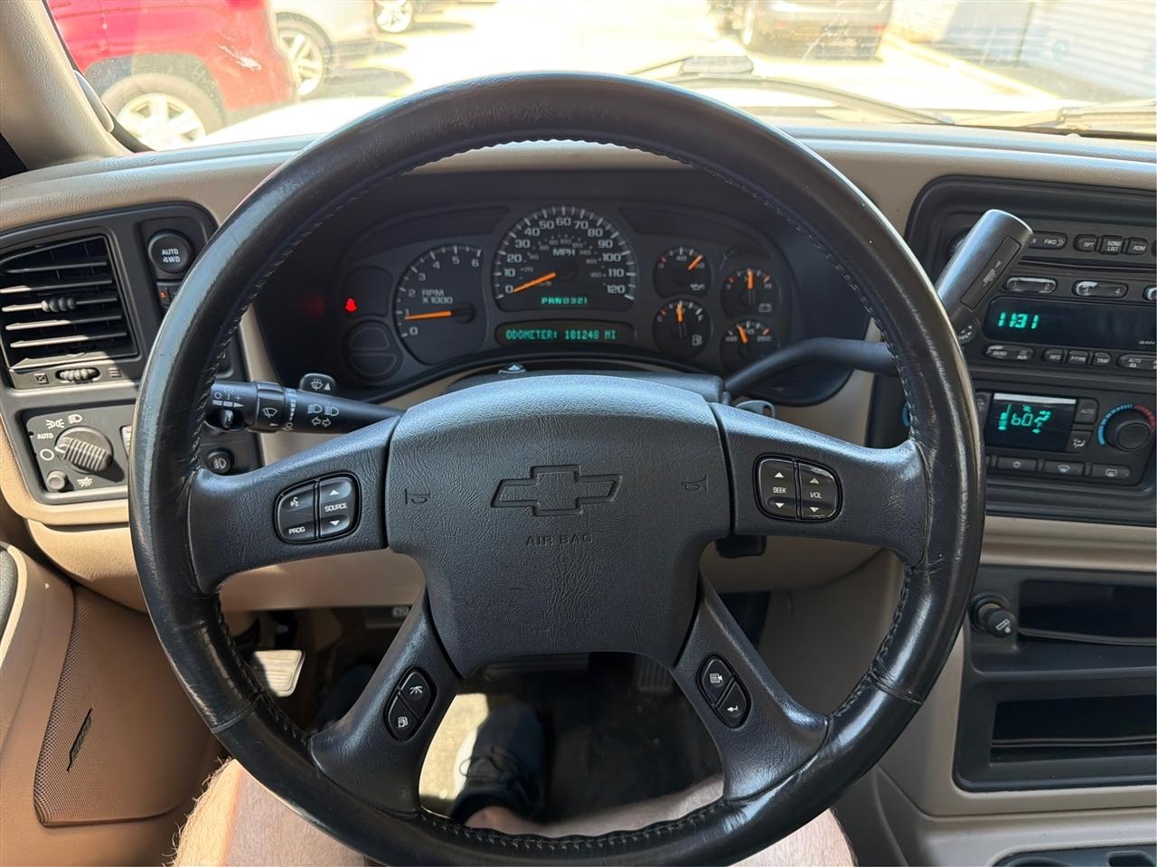 Chevrolet Avalanche 1500 4WD 2003