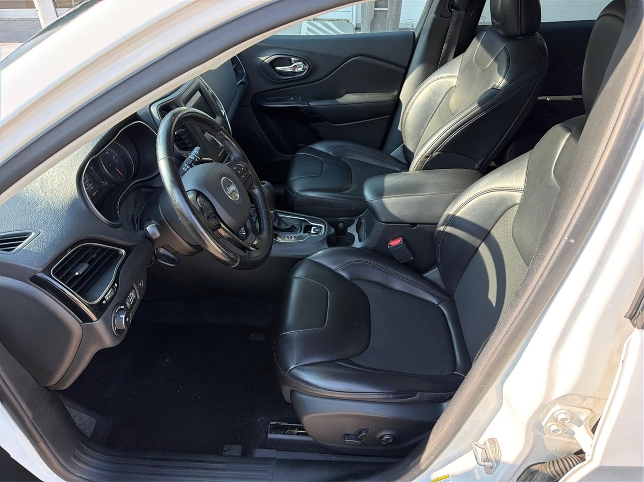 Jeep Cherokee Latitude Plus 4WD 2020
