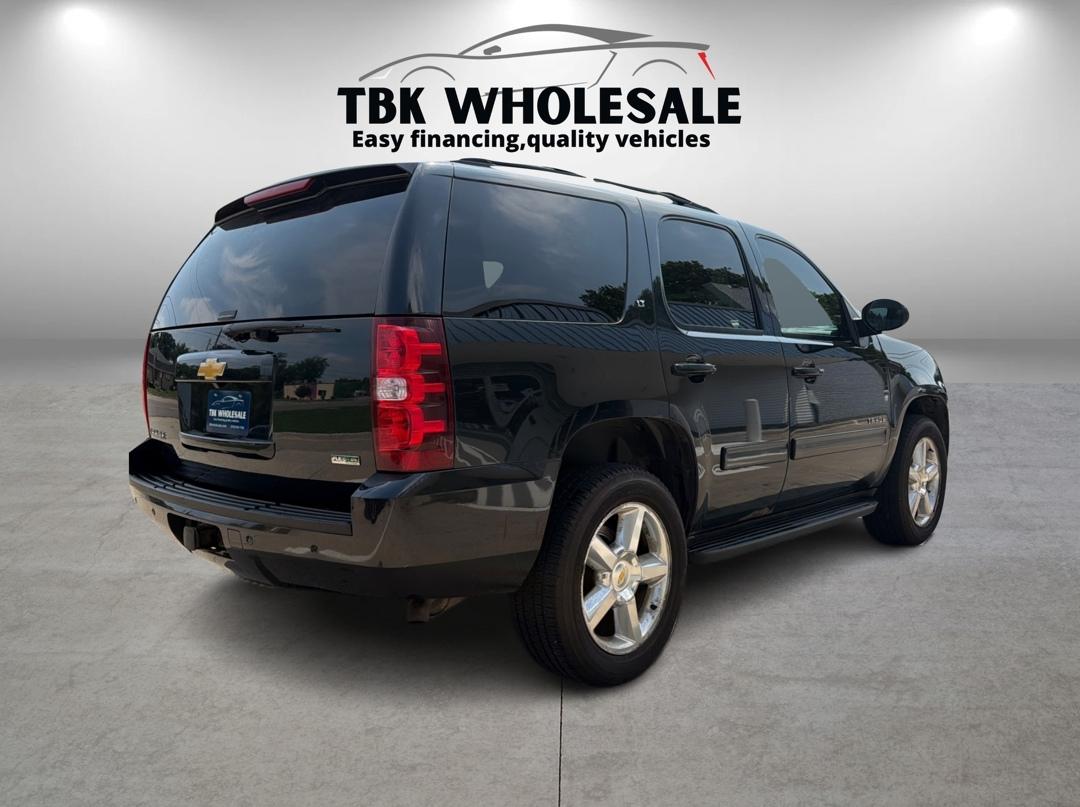 Chevrolet Tahoe LT 4WD 2011