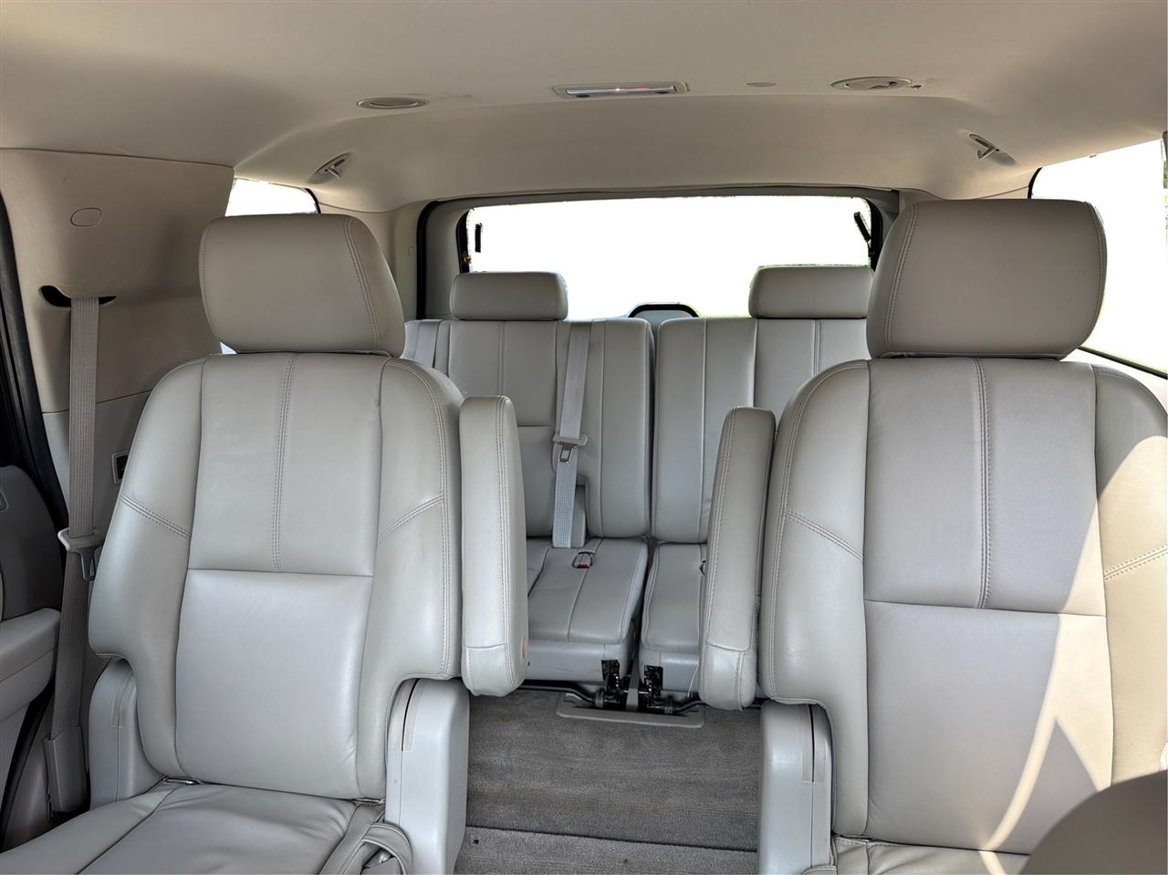 Chevrolet Tahoe LT 4WD 2011