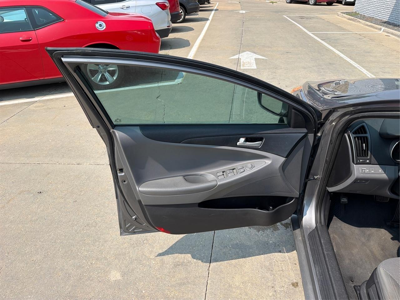Hyundai Sonata GLS Auto 2011