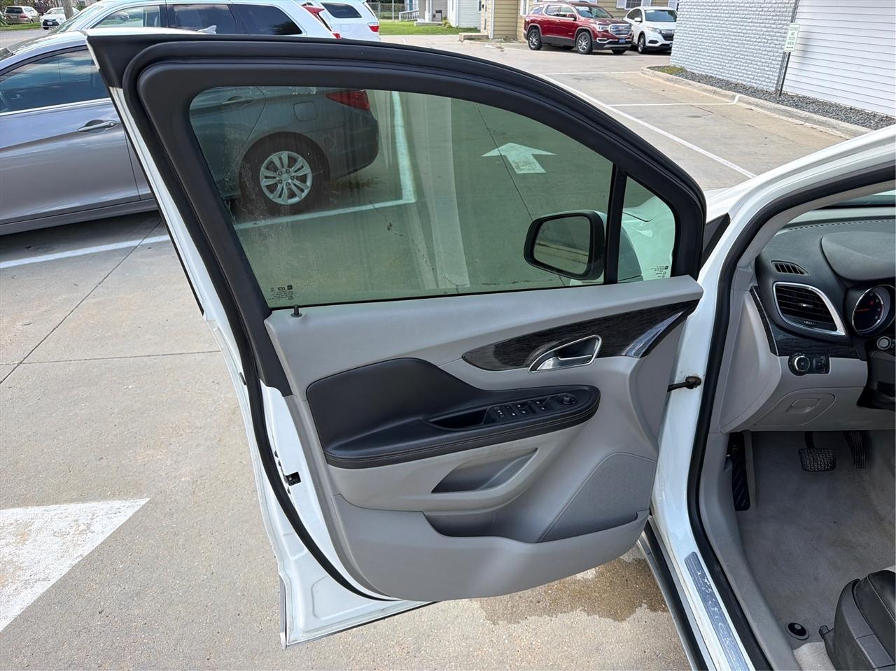 Buick Encore Convenience AWD 2014