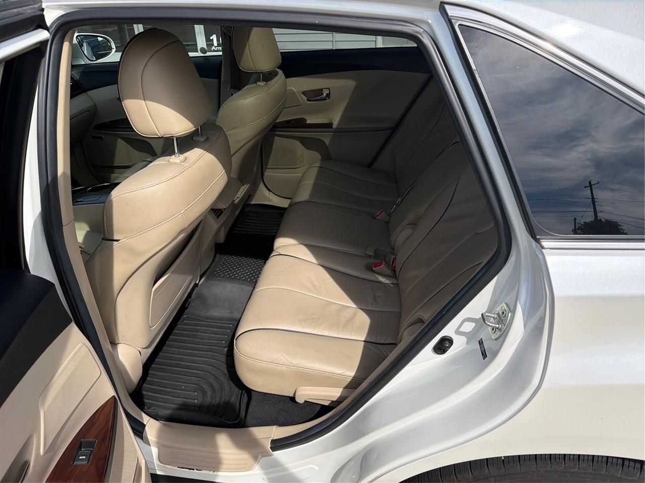 Toyota Venza XLE I4 AWD 2013