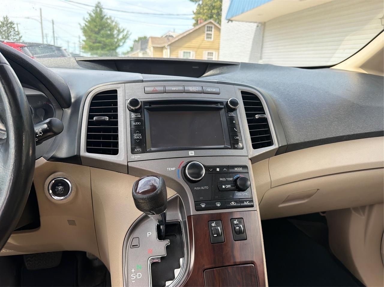 Toyota Venza XLE I4 AWD 2013