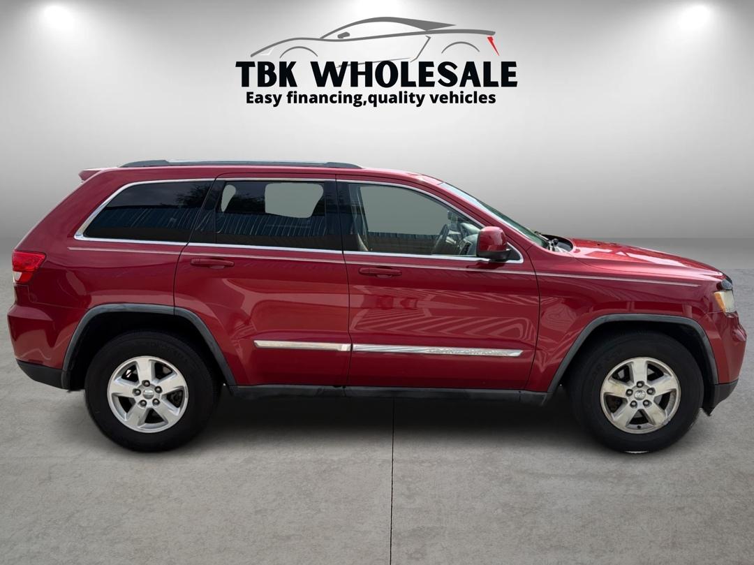 Jeep Grand Cherokee Laredo 4WD 2011