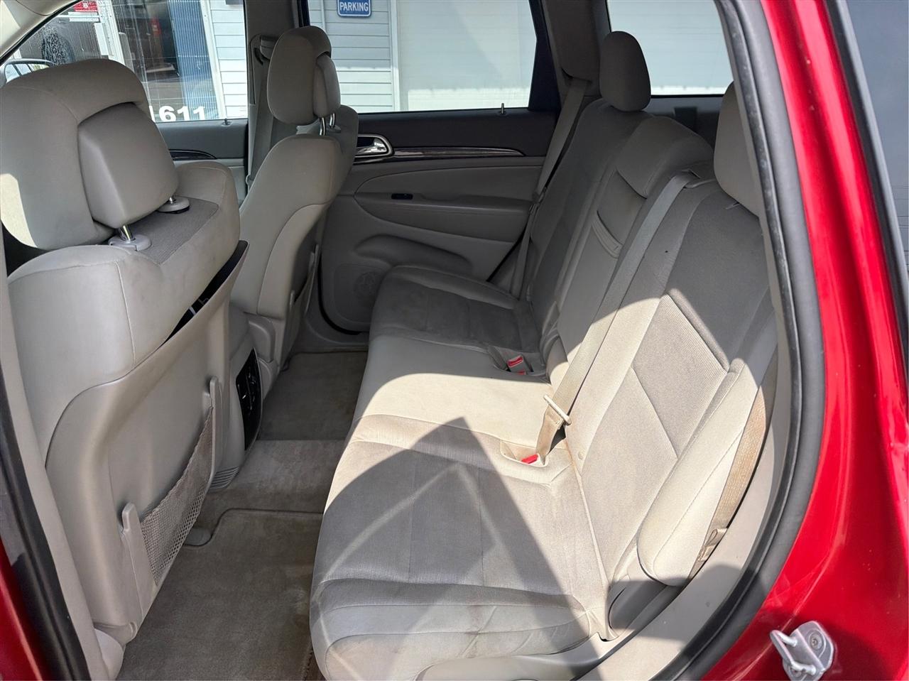 Jeep Grand Cherokee Laredo 4WD 2011