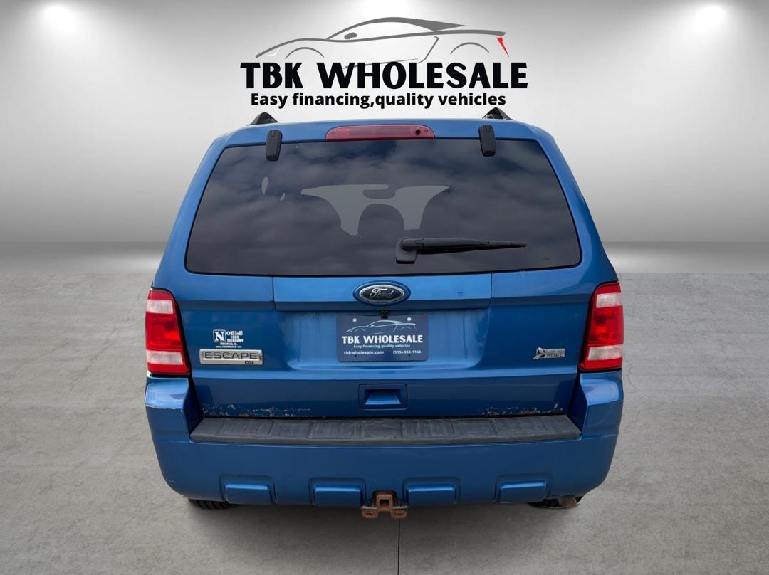 Ford Escape XLT 4WD 2011