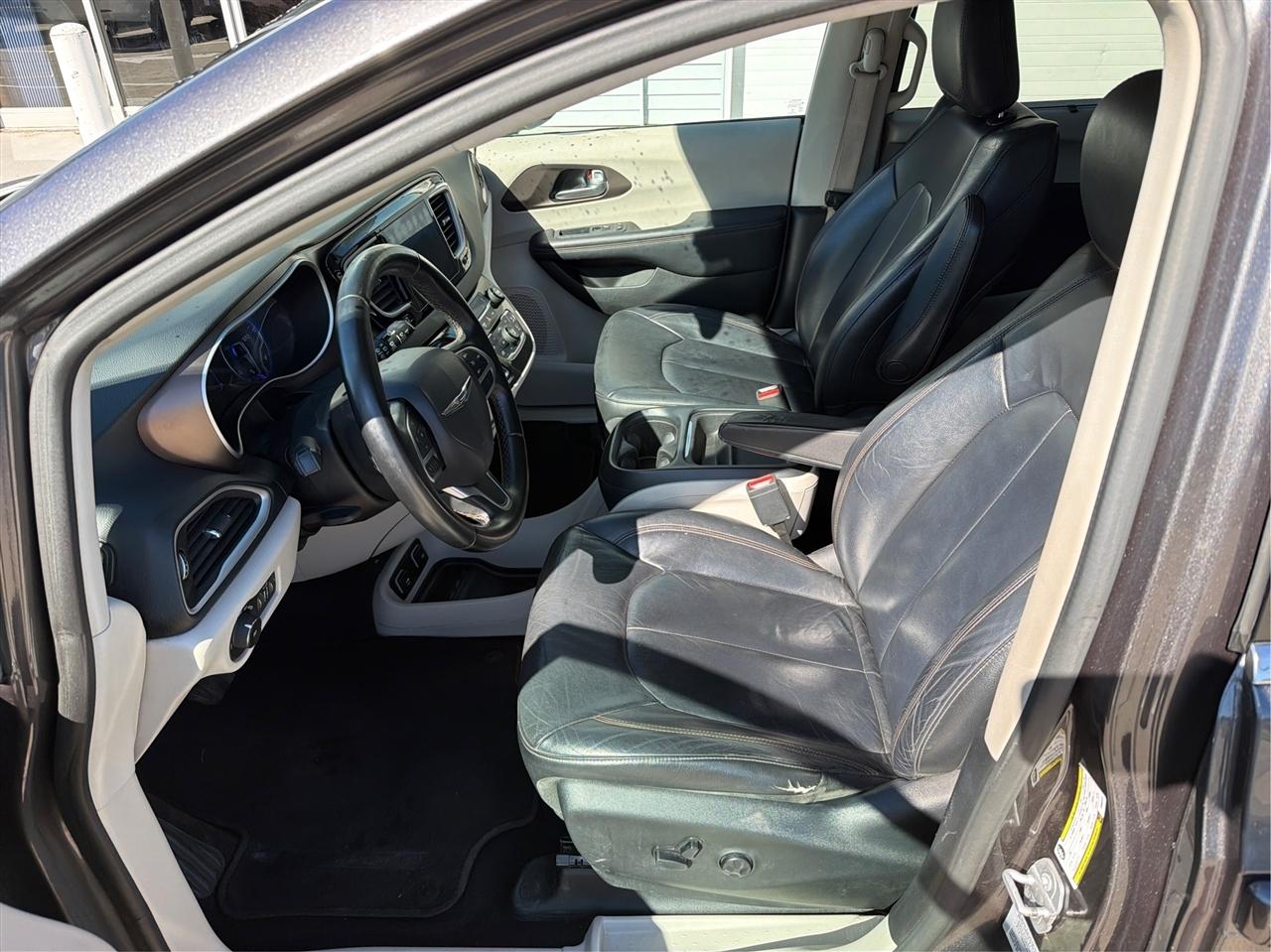 Chrysler Pacifica Touring-L 2017