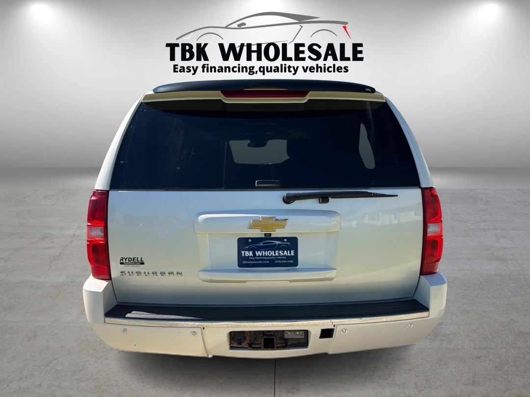 Chevrolet Suburban LTZ 1500 4WD 2013