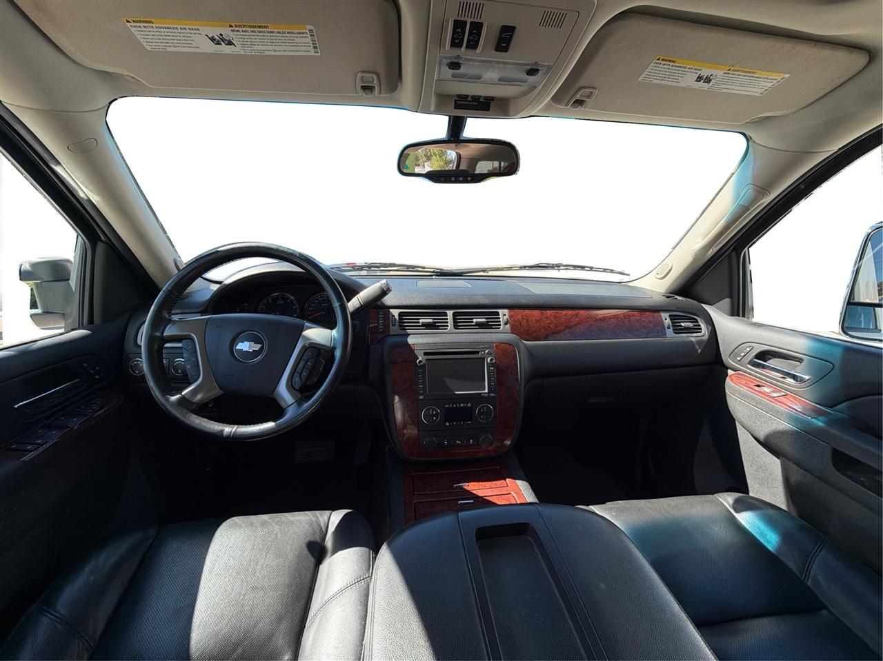 Chevrolet Suburban LTZ 1500 4WD 2013